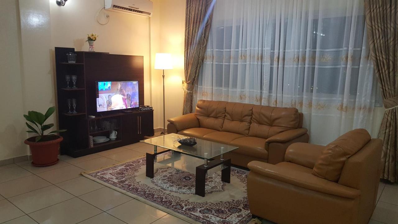 Residences Hotelieres Micheline Et Emile Bastos Yaounde Ngoại thất bức ảnh