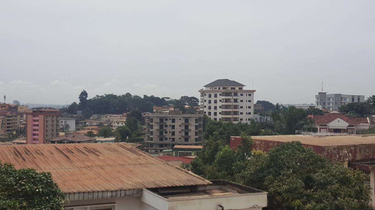 Residences Hotelieres Micheline Et Emile Bastos Yaounde Ngoại thất bức ảnh