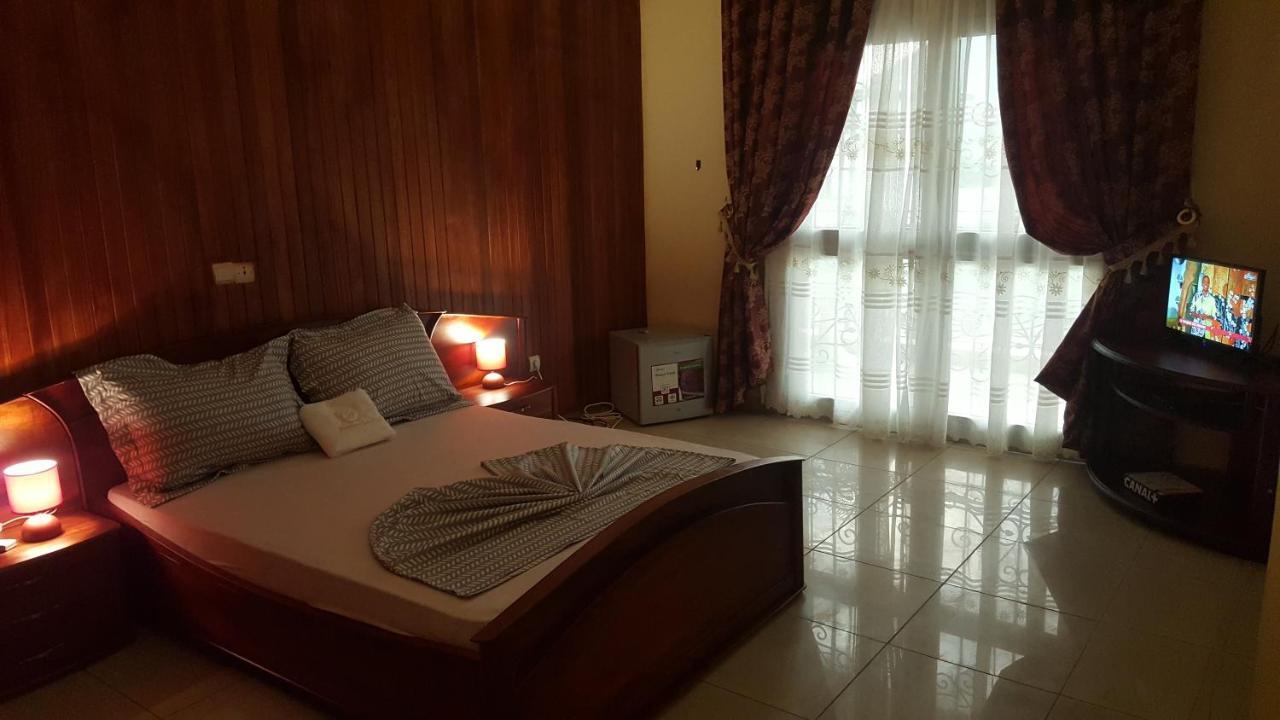Residences Hotelieres Micheline Et Emile Bastos Yaounde Ngoại thất bức ảnh