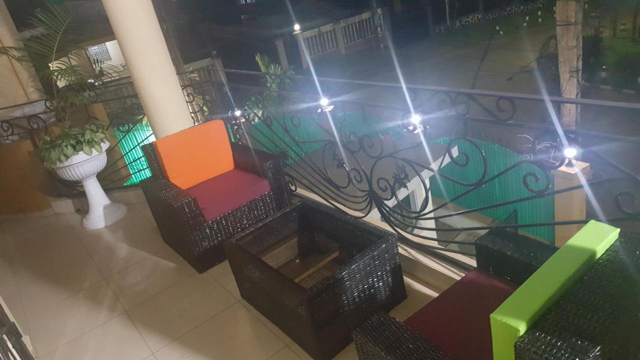 Residences Hotelieres Micheline Et Emile Bastos Yaounde Ngoại thất bức ảnh
